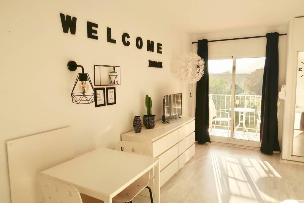 Minerva Sea View Apartment Benalmádena Eksteriør bilde